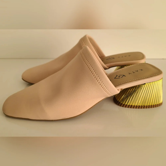 Katy Perry The Clarra Slipon Mules Smooth Nappa Roses Shoes Heels New size 7M - Picture 4 of 9